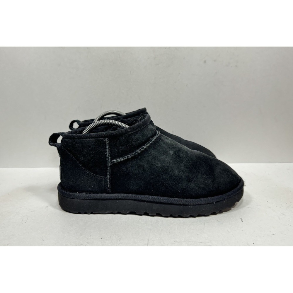 UGG Classic Ultra Mini Black Ankle Winter Boots 1116109 Womens Shoes‎ Size 8
